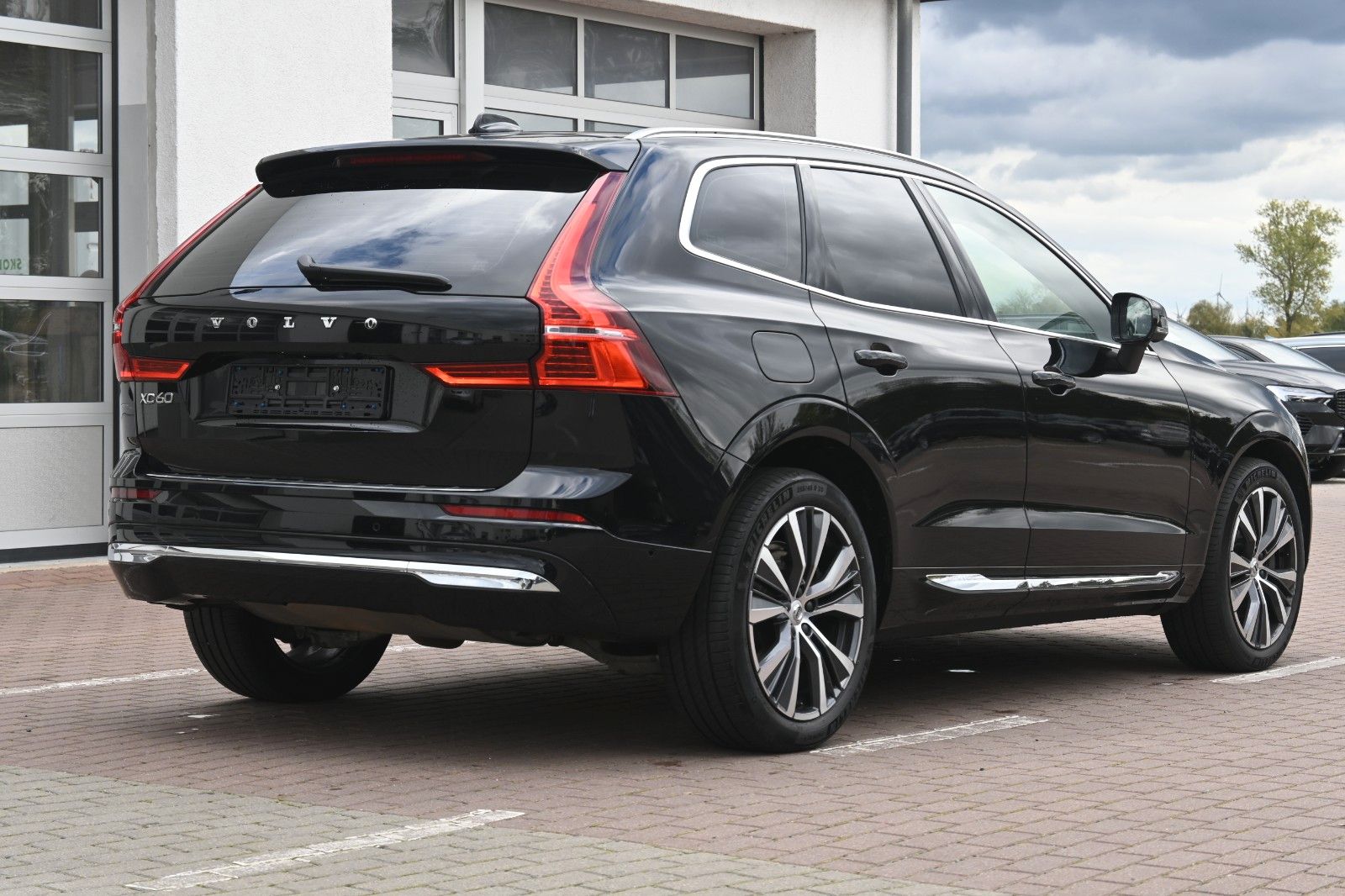 Fahrzeugabbildung Volvo XC60 Inscription T6 PHEV AWD*Luft*HUD*360°*STHZG