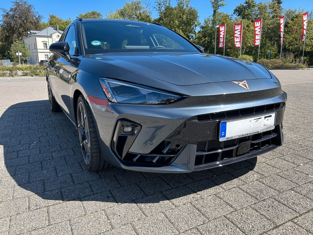 Image of Cupra Leon
