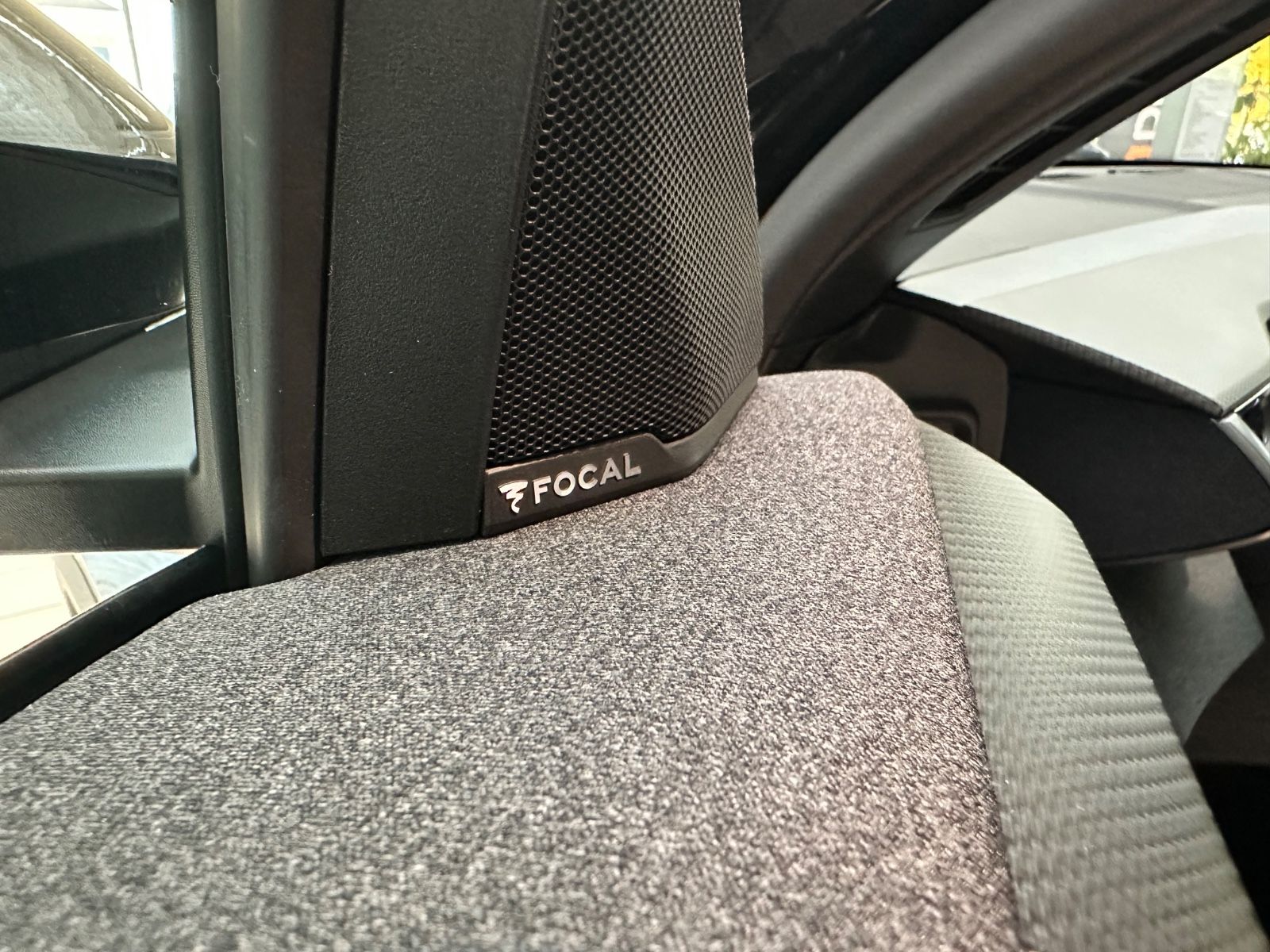 Fahrzeugabbildung Opel Grandland Hybrid *NAVI*SHZ*Allwetter*Kamera*Foc