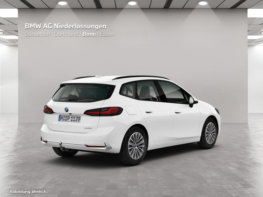 BMW 220 Active Tourer - Bild 4