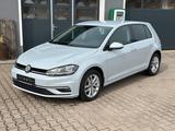Volkswagen Golf VII Lim. Comfortline BMT/Start-Stopp - Volkswagen Golf mit Diesel-Antrieb: Silber, Limousine