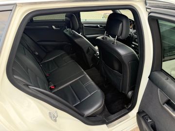 Mercedes C 220 - 11