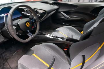 2022 Ferrari SF90 缩略图 13