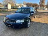 Audi A6 4B 2.5 TDI Quattro (BAU Motor) - Audi A6 aus 2004: Kombi