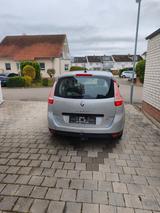 Renault Grand Scenic dCi 110  - Renault Grand Scenic aus 2014