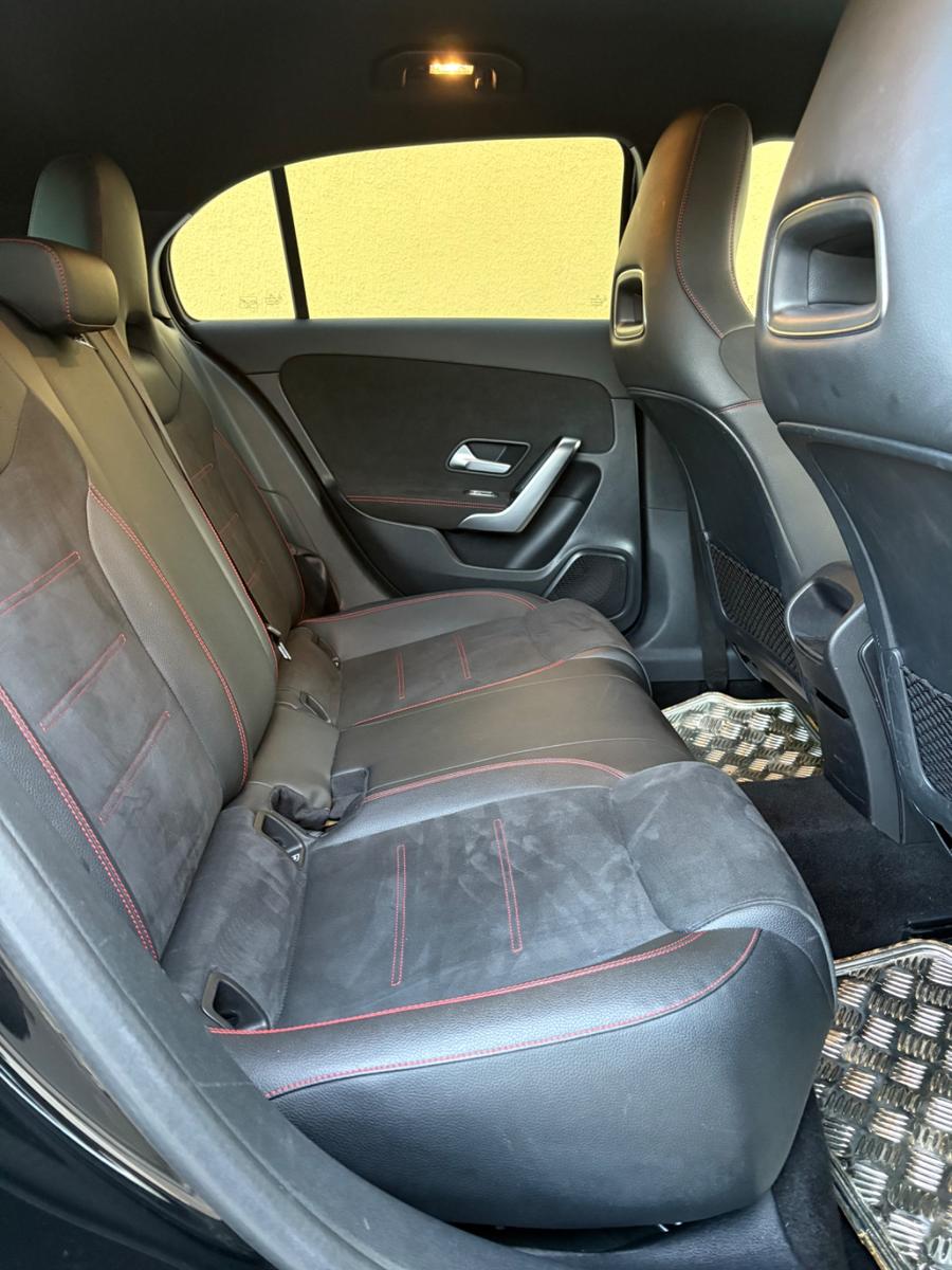 Mercedes-Benz A 250 4M*AMG*LED-NIGHT-CARPLAY*PDC*SPURA*SHZ