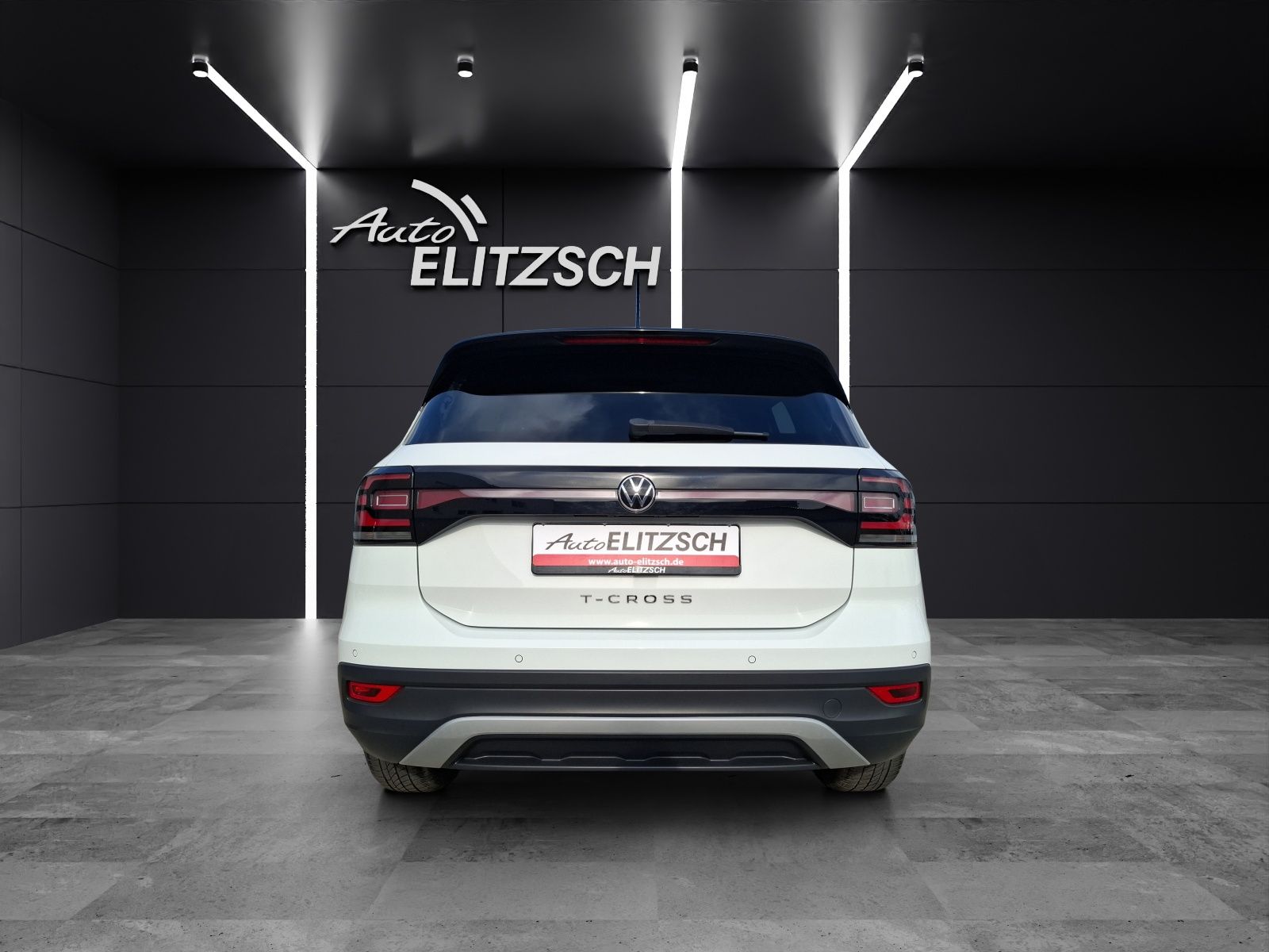 Fahrzeugabbildung Volkswagen T-Cross TSI Active Navi ACC PDC SH LM