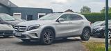 Mercedes-Benz GLA 220d Panorama Navi SHZ LED SPUR - silberne Mercedes-Benz GLA 220