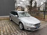 Volvo V70 D2 Kinetic  - Volvo V70: Kinetic