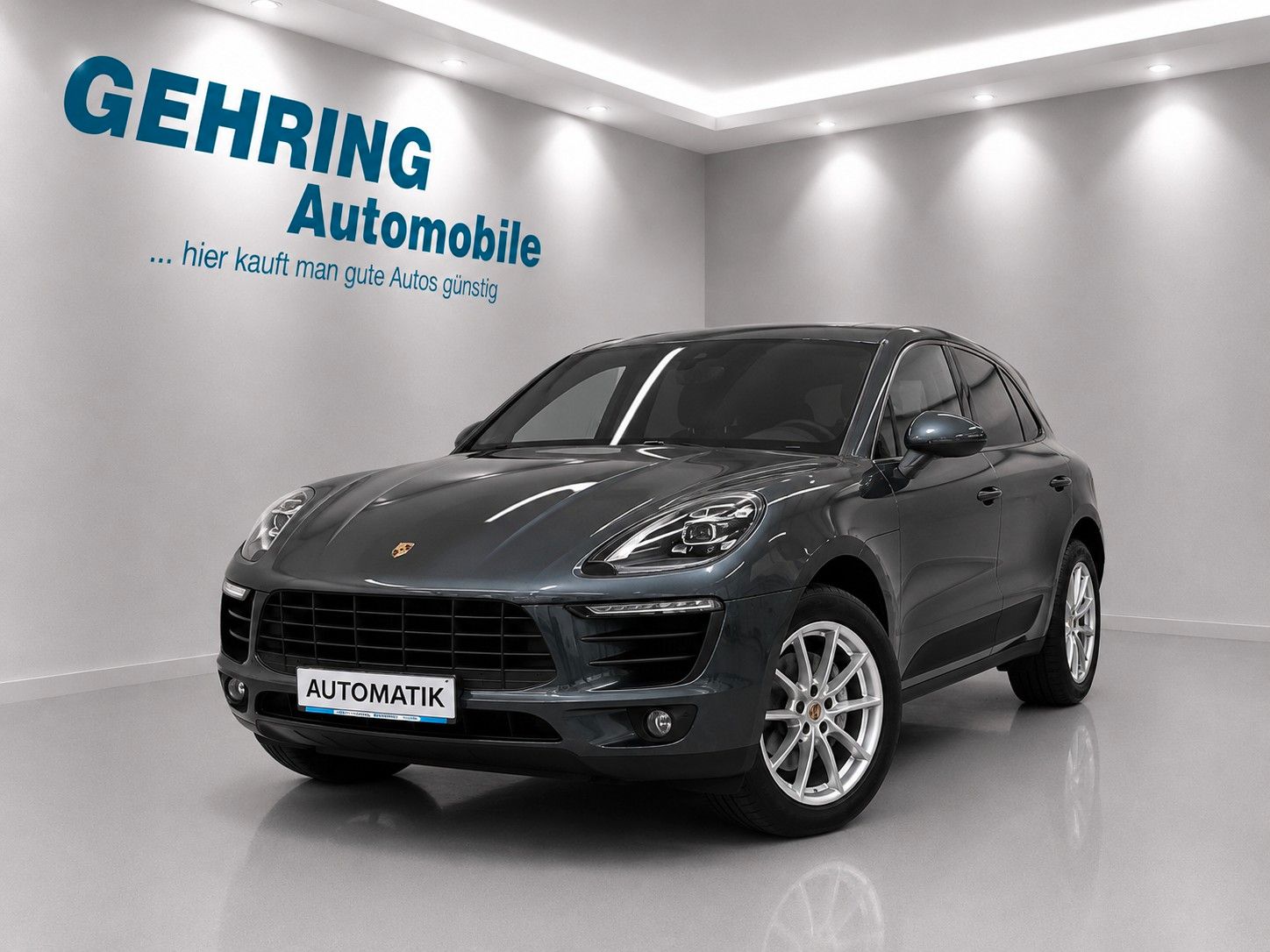 PORSCHE Macan