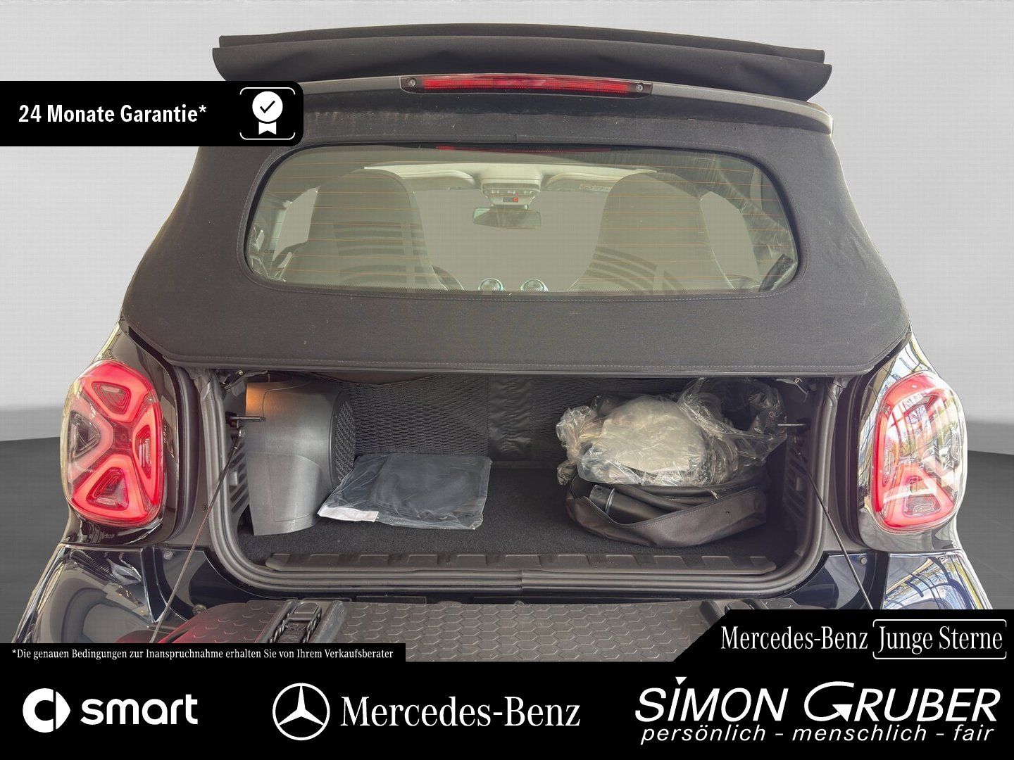 Fahrzeugabbildung Smart fortwo EQ Cabrio Pulse Exclusive JBL Carbon Wint