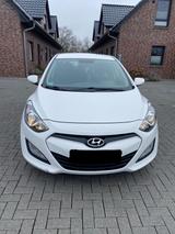 Hyundai i30 GDH 1,4 FIFA World Cup Edition - Hyundai H-1 aus 2013