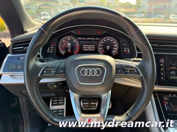 Audi Q8 - 7