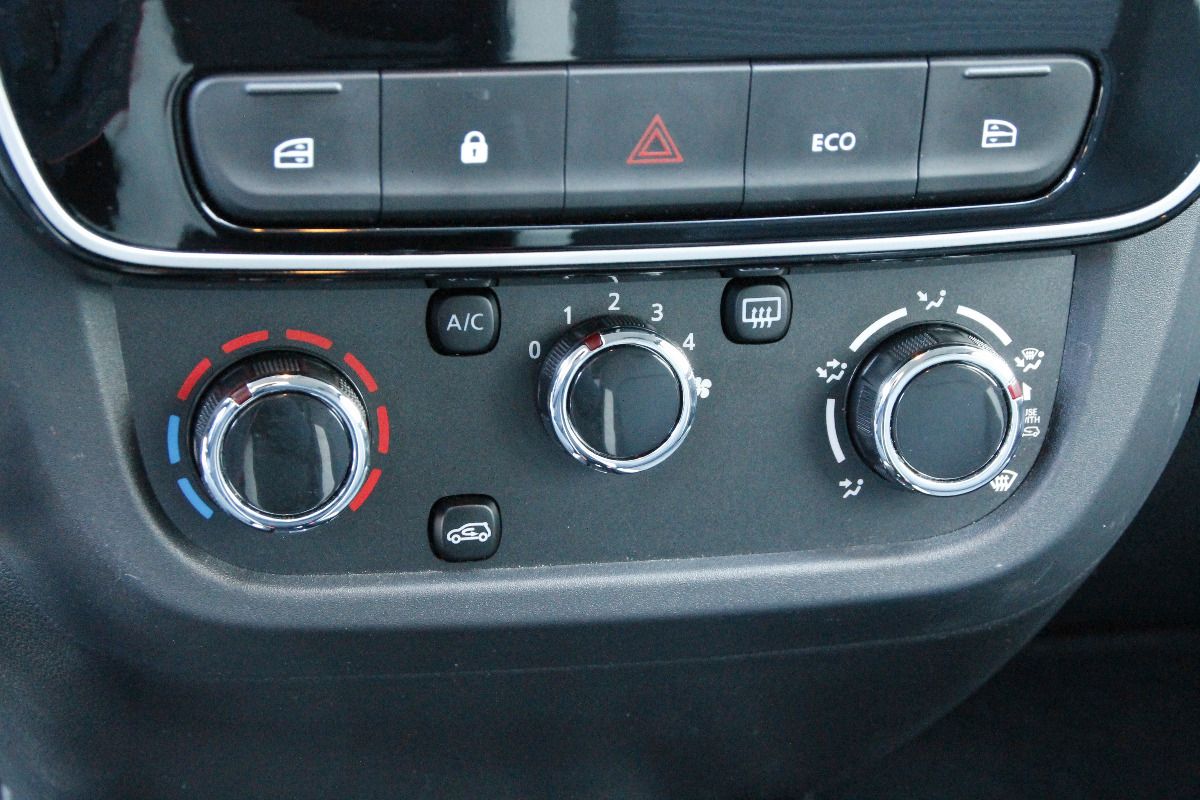 Fahrzeugabbildung Dacia Spring Essential