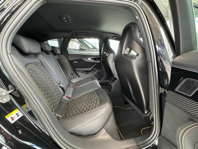 RS4 Avant 2.9TFSI 470PS quattro EDITION 25Years