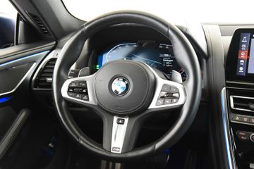 BMW 840