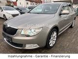 Skoda Superb Elegance, Automatik, Xenon, Navi - Skoda Superb Elegance mit Diesel-Antrieb