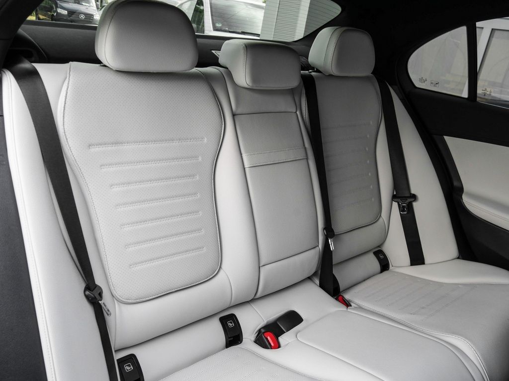 Mercedes-Benz C 200 |AMG|Edition|NAVI|KEYL|AHK|LED|DISTR|360°