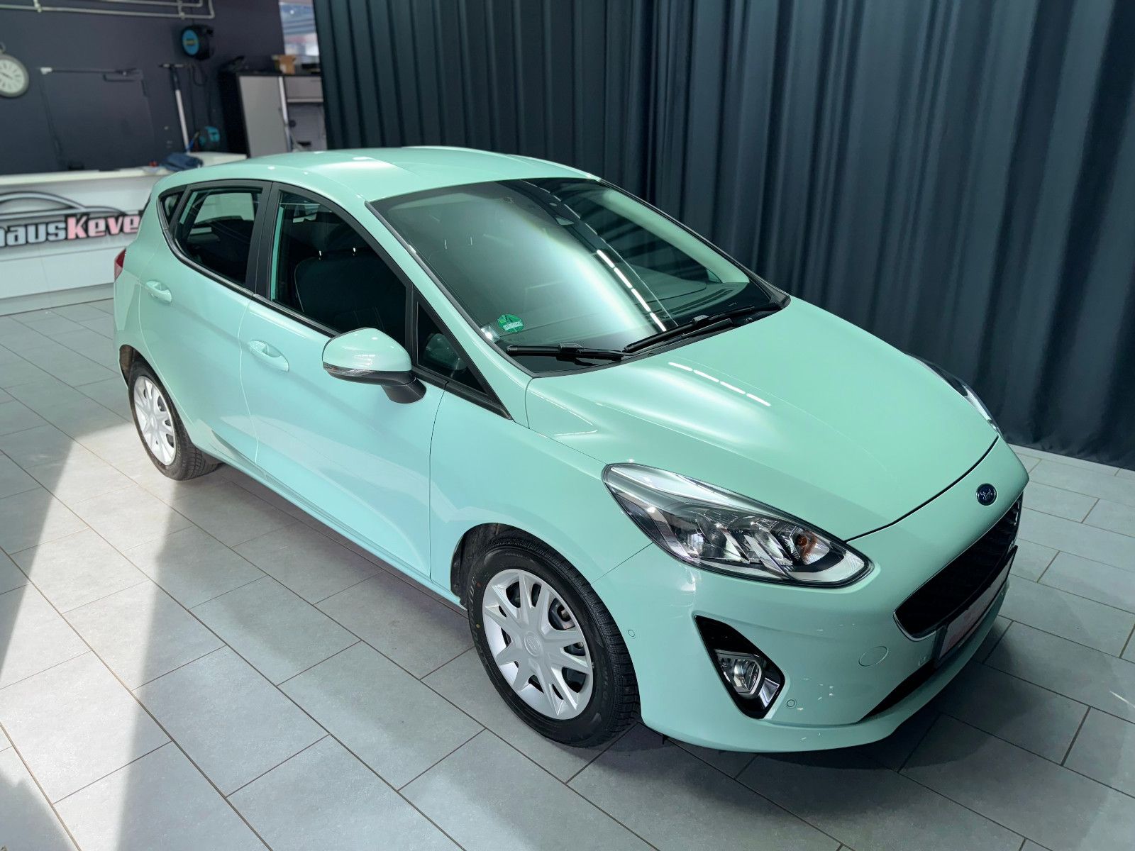 Fahrzeugabbildung Ford Fiesta Cool & Connect*AUTOMATIK*NAVI*PDC*