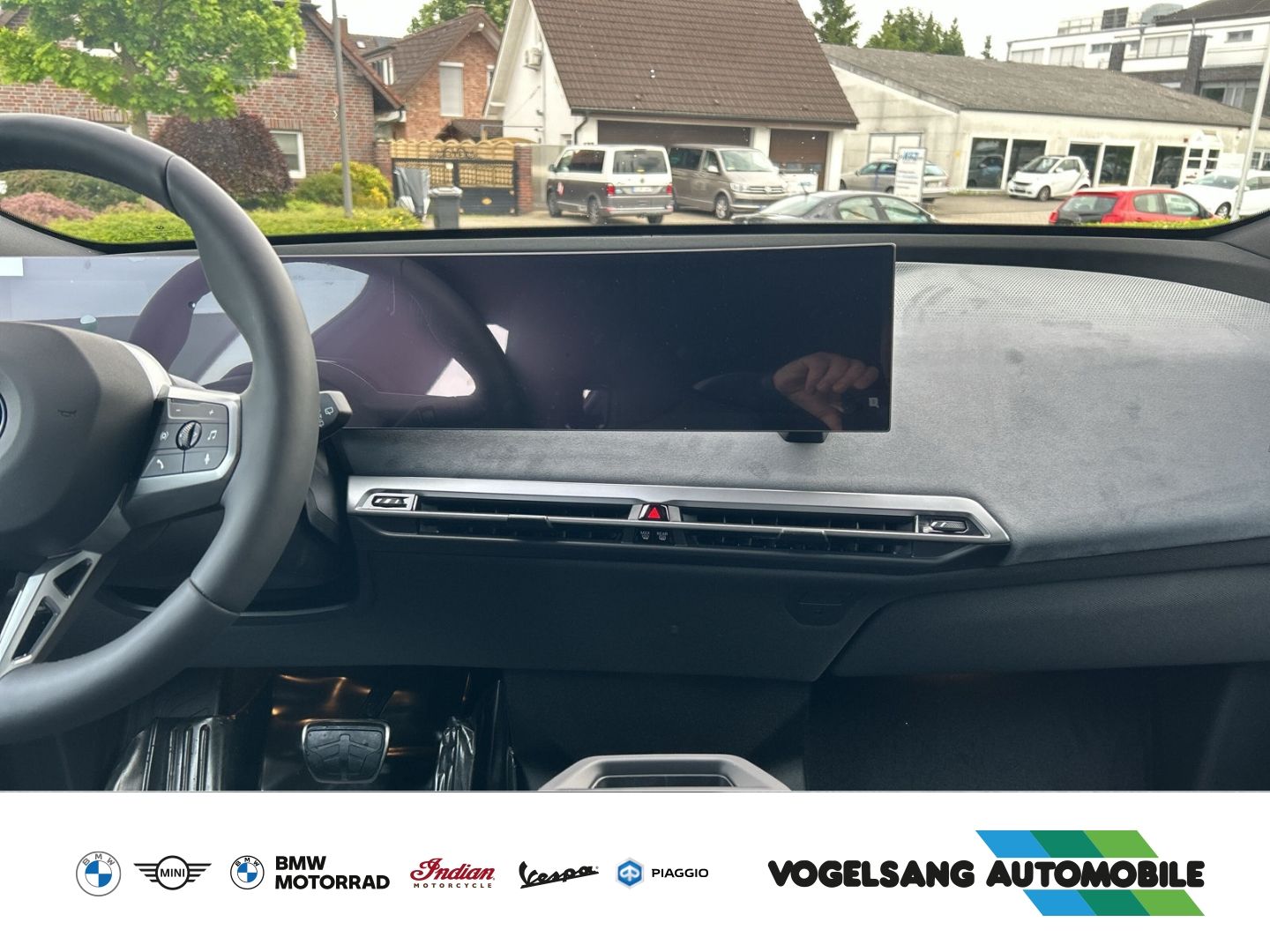 Fahrzeugabbildung BMW iX xDrive45 M Sport 0,25% Dienstwagenversteuerun