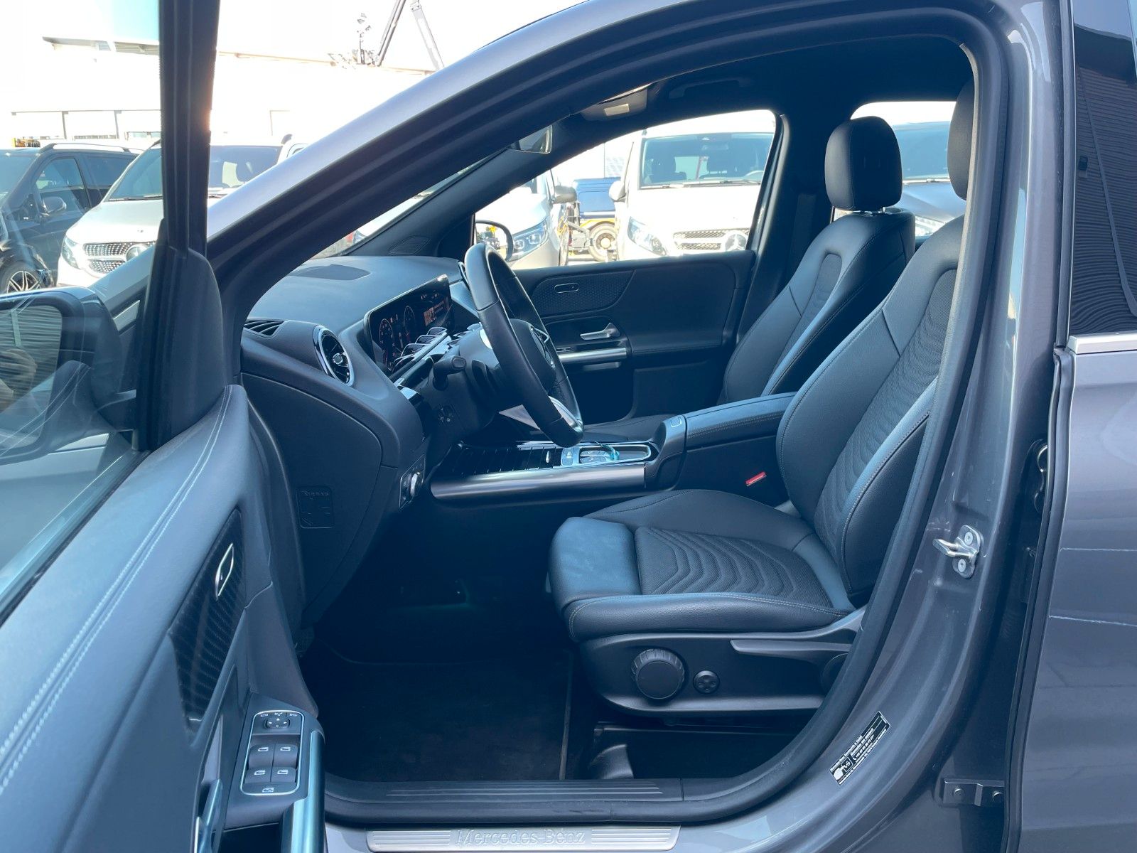 Fahrzeugabbildung Mercedes-Benz B 200 d Progressive R-Kamera+Carplay+El.Heckklap