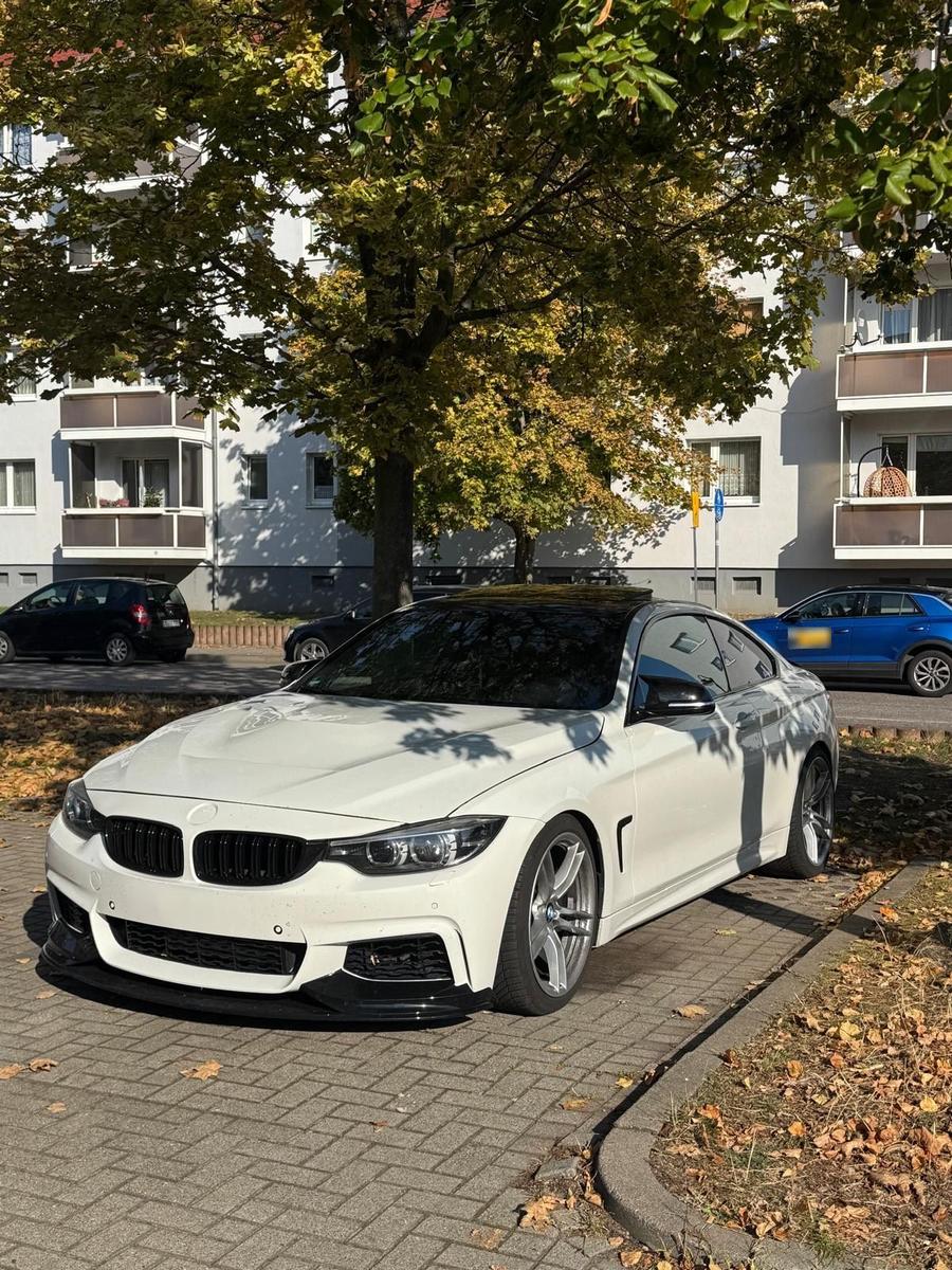 BMW 324