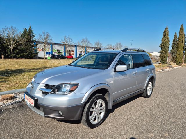 Mitsubishi Outlander 2.4 Sport 4x4