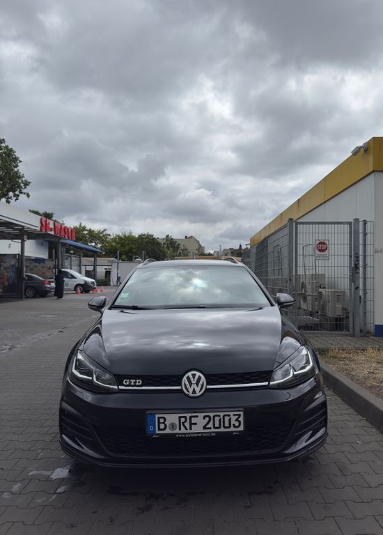 Image of Volkswagen Golf