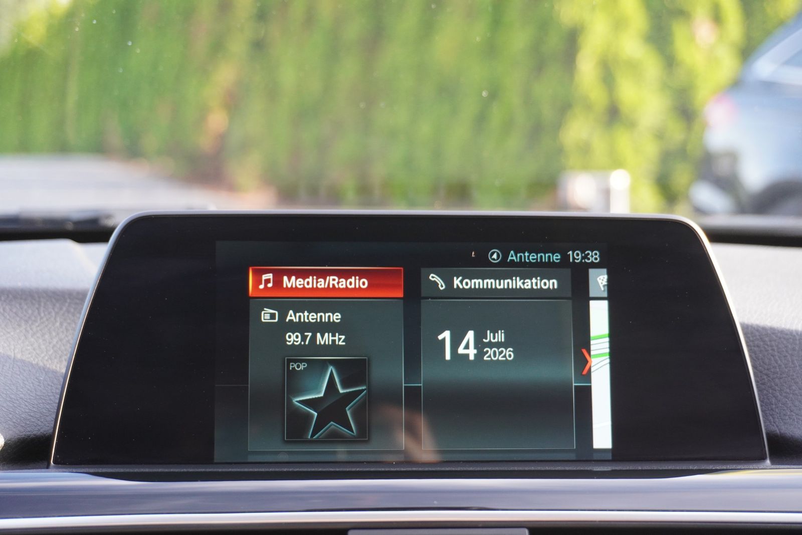 BMW 318i Advantage LED Navi AHK Tempomat Schiebedach foto 19
