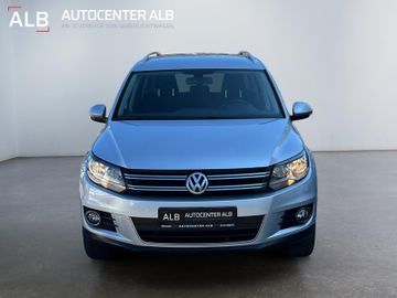Volkswagen Tiguan - 8