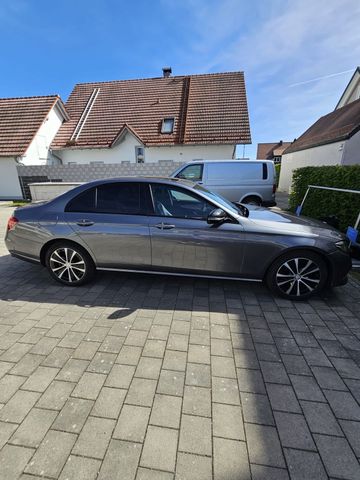 MERCEDES-BENZ Mercedes Benz E 220 Avandgarde kamera 360