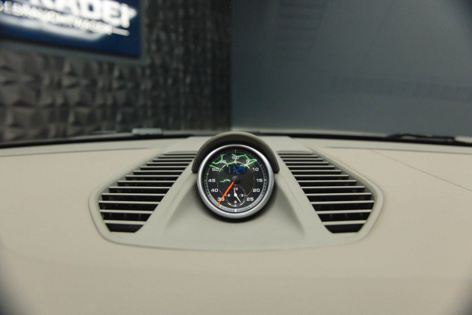 Fahrzeugabbildung Porsche 991 911 Turbo S Coupe Chrono+ | Ceramic | Carbon