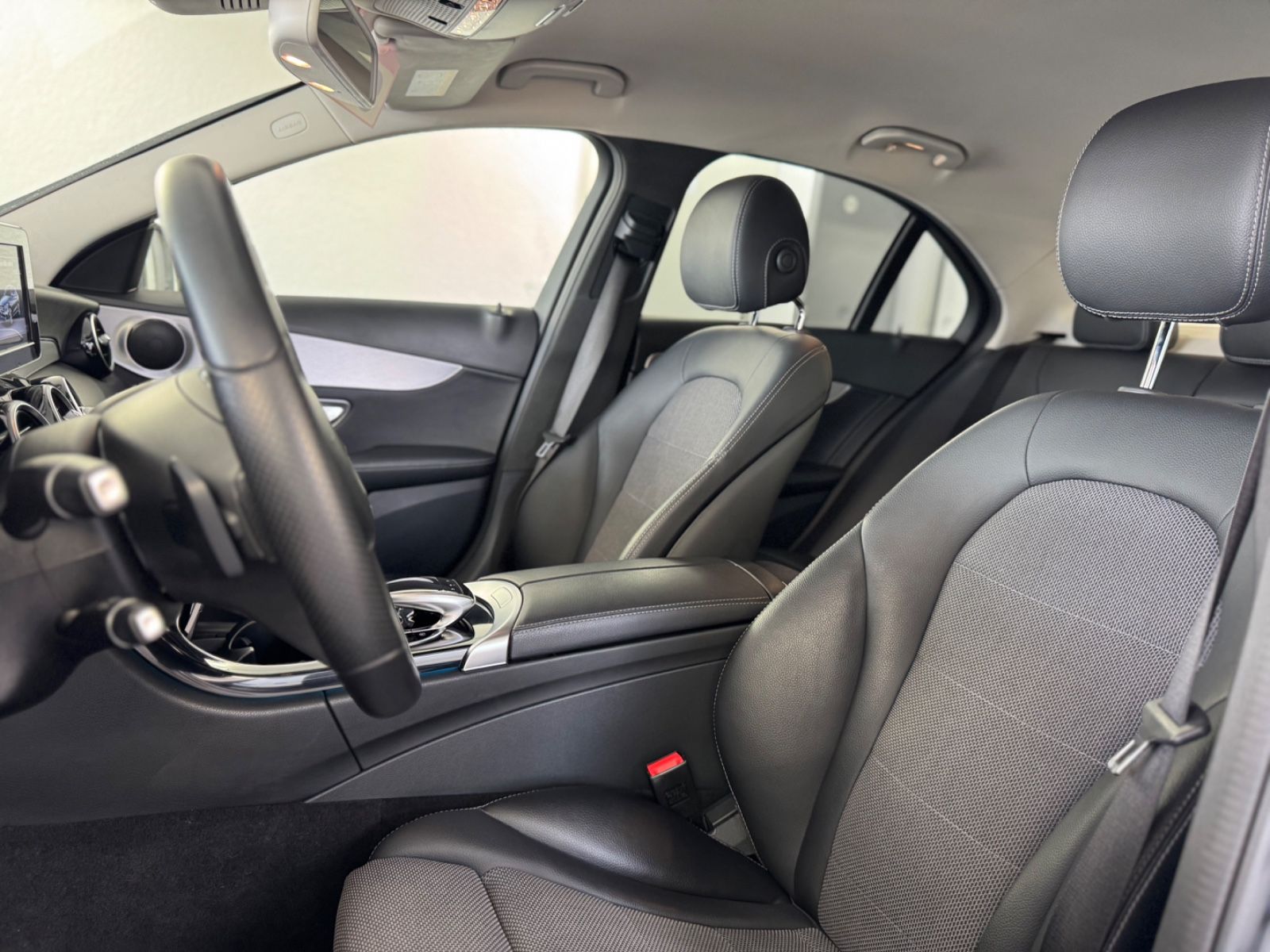 Mercedes-Benz C 220d Lim. Avantgarde*Spur*Tot-Winkel*AHK*SHZ* foto 13
