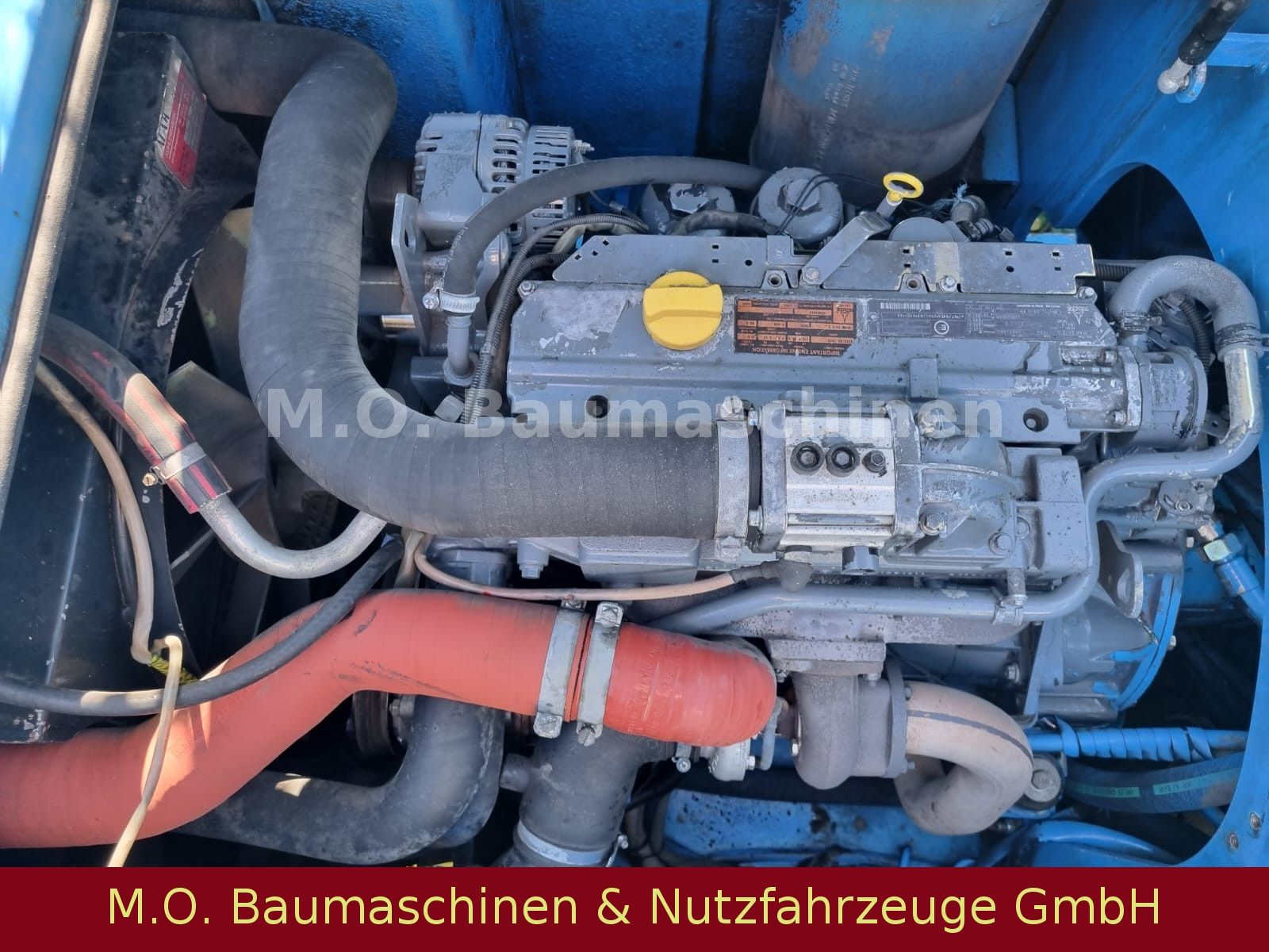 Fahrzeugabbildung Fuchs Terex MHL 320 / Polyp/ Liftkabine