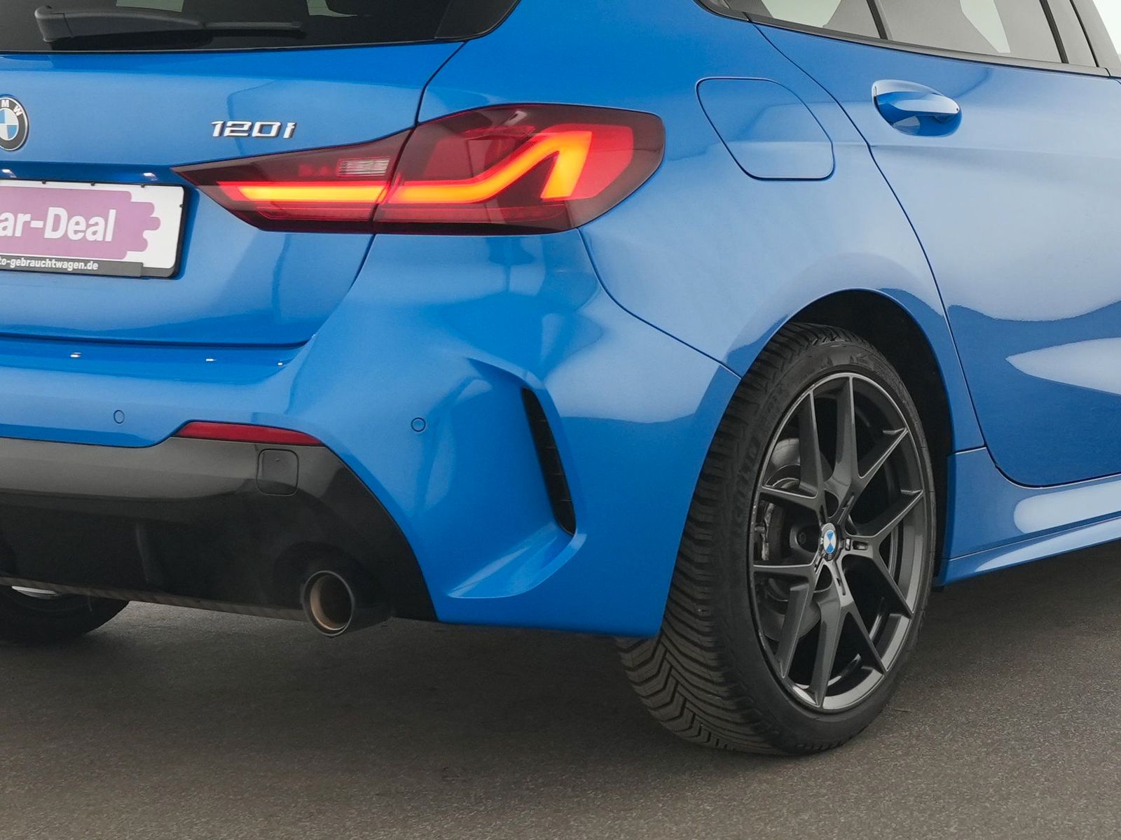 BMW 120i M-Sport Virtual|Navi|LED|HiFi|adap.LED|LM18 foto 15