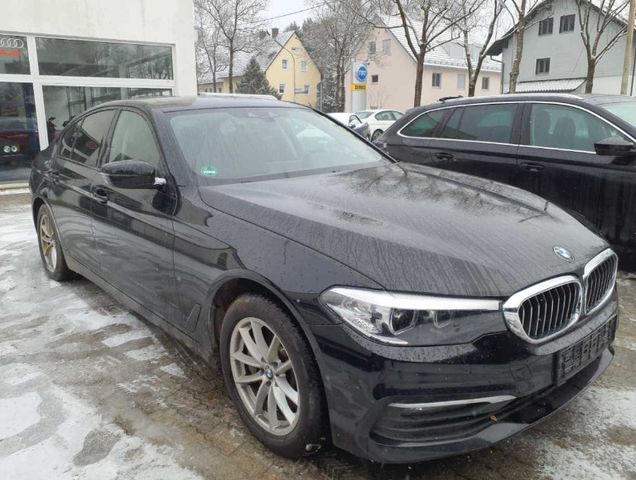 BMW 530 e *LIM.*DIGI*COCK-PIT*Hi-Fi*NAVI*LED-SW*