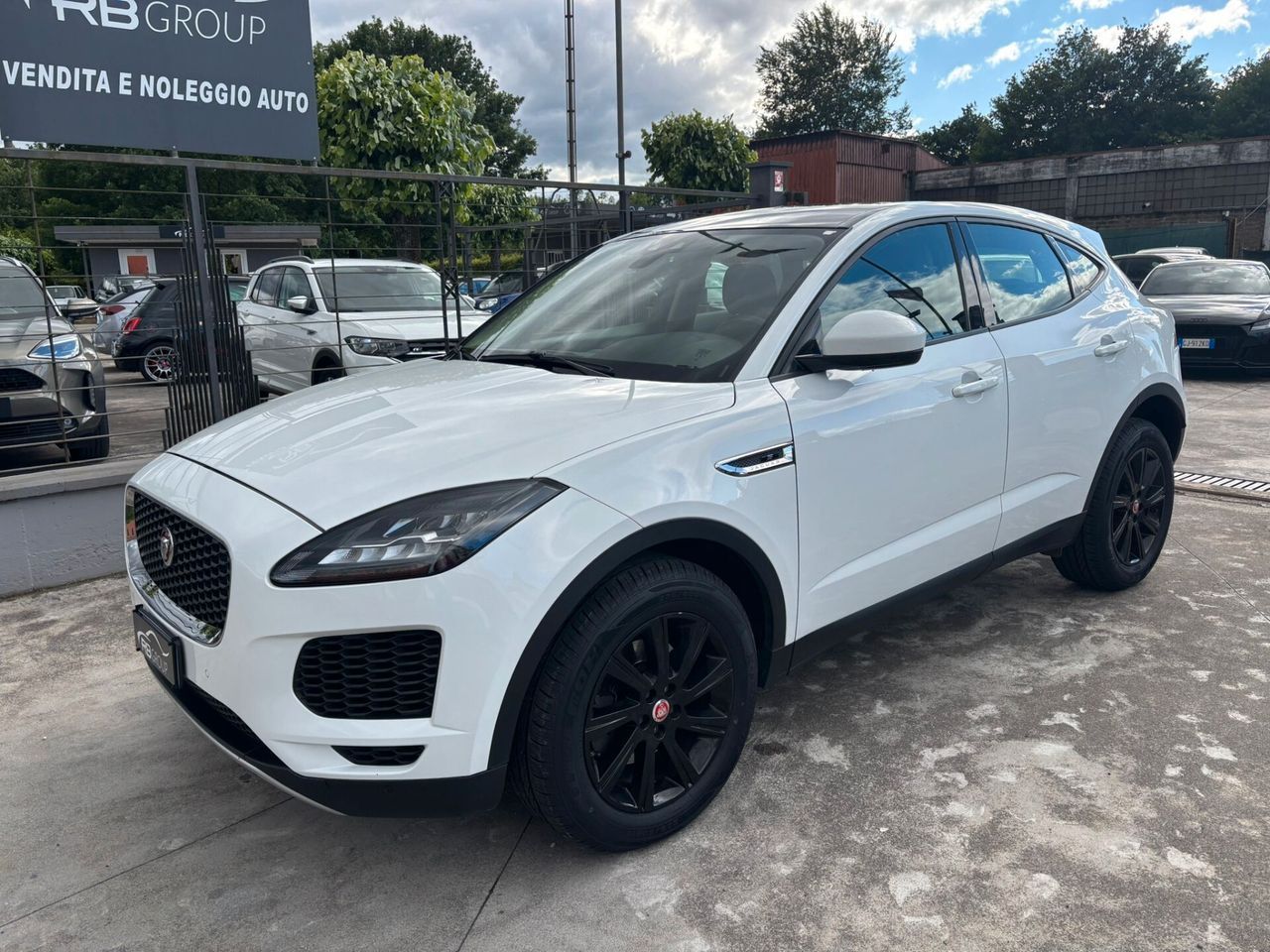 JAGUAR E-Pace