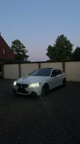 BMW 550i M-Paket/HK/LG7/LED/SC/KLE/S-Dach/TÜV NEU - BMW 550: 550i