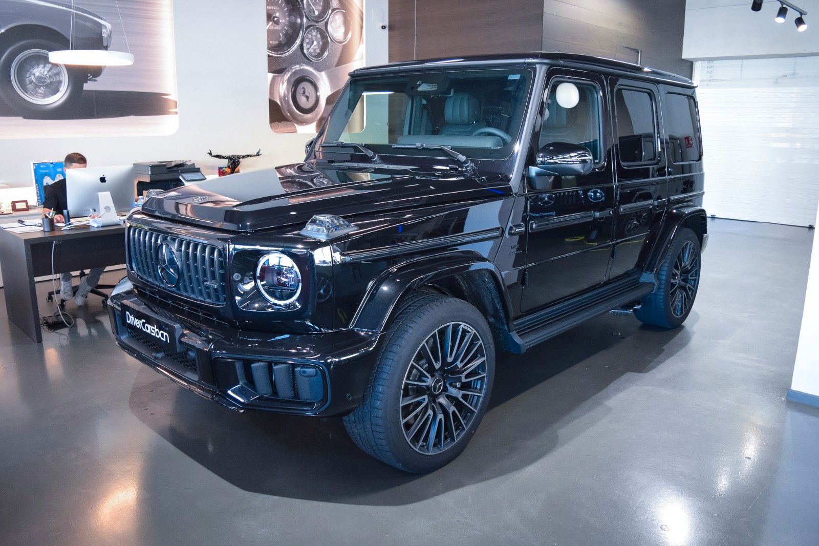 Mercedes-Benz G 63 AMG - A22 - NIGHT PACK II - KEYLESS-G -MY26 imagem 2