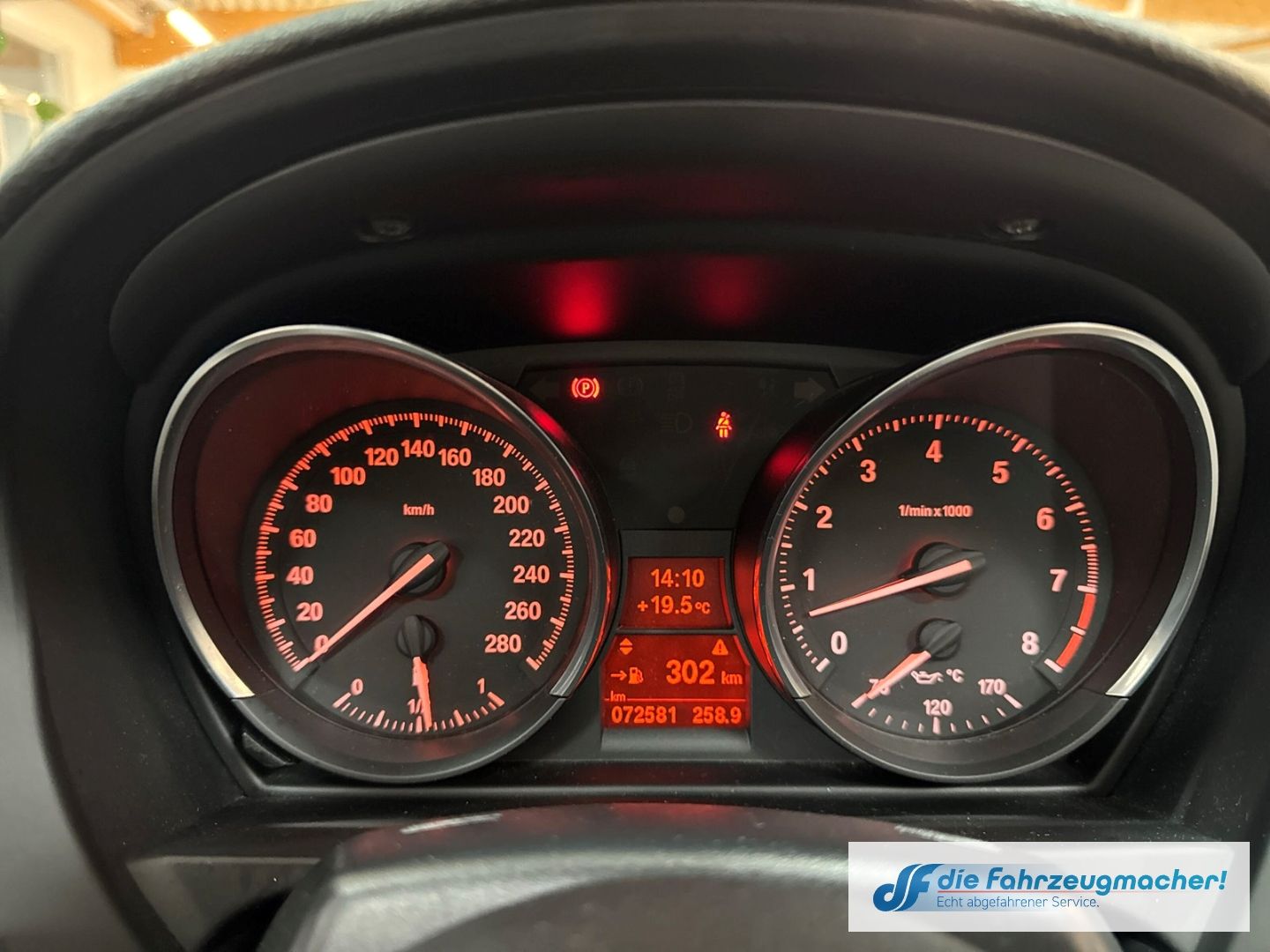Fahrzeugabbildung BMW Z4 sdrive 18 i Roadster El. Verdeck AD Leder Xen