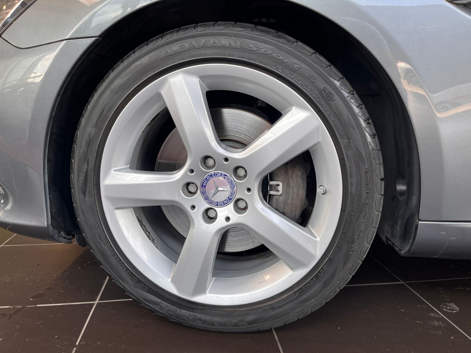 Fahrzeugabbildung Mercedes-Benz SLC 200 LEDER NAVI ALU