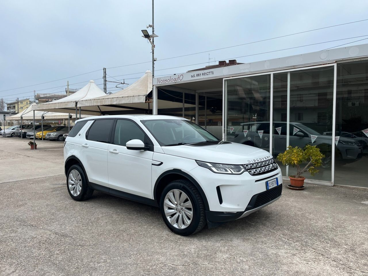 Land Rover Discovery Sport 2.0 TD4 150 CV Auto B imagem 2