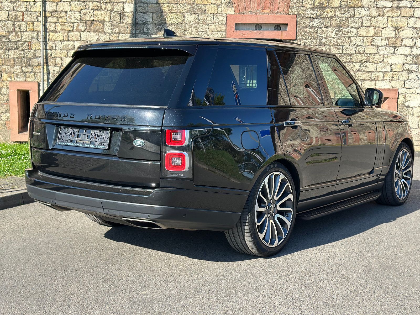 Fahrzeugabbildung Land Rover RANGE ROVER AUTOBIOGRAPHY*VOLLAUS.+1.HAND*