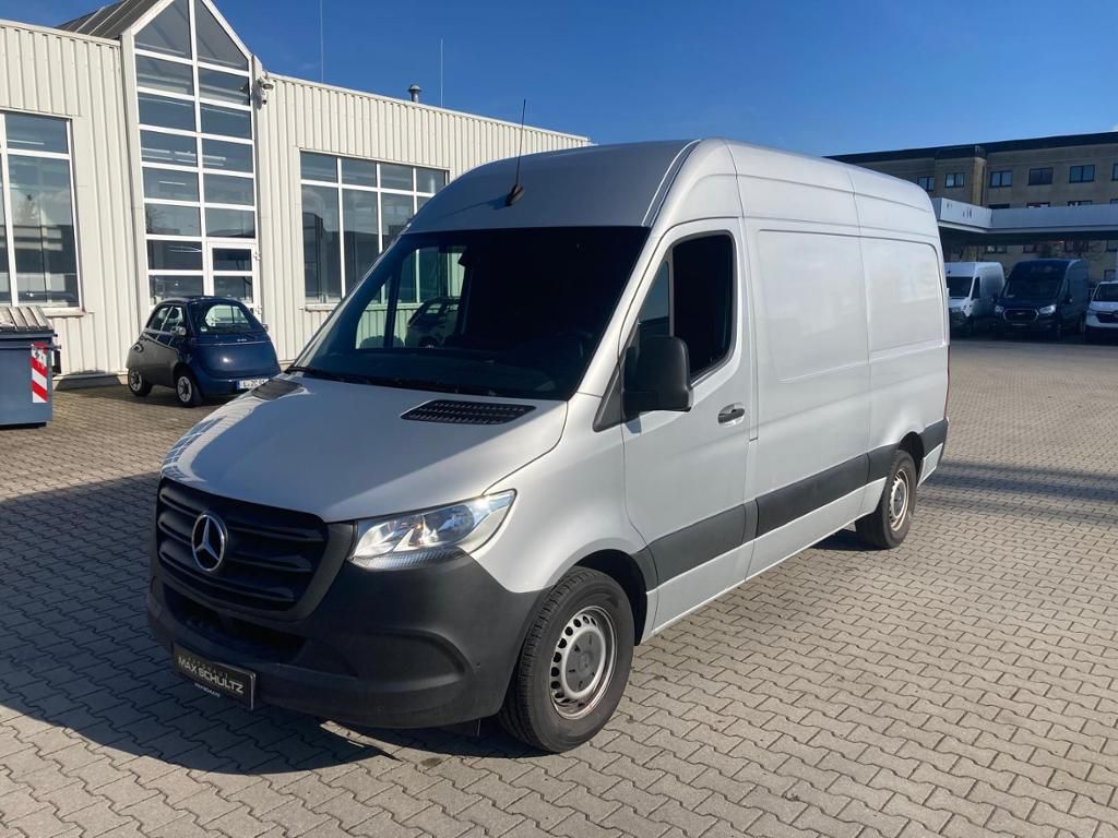 Fahrzeugabbildung Mercedes-Benz Sprinter 315 CDI Kasten Hochdach Standard PDC