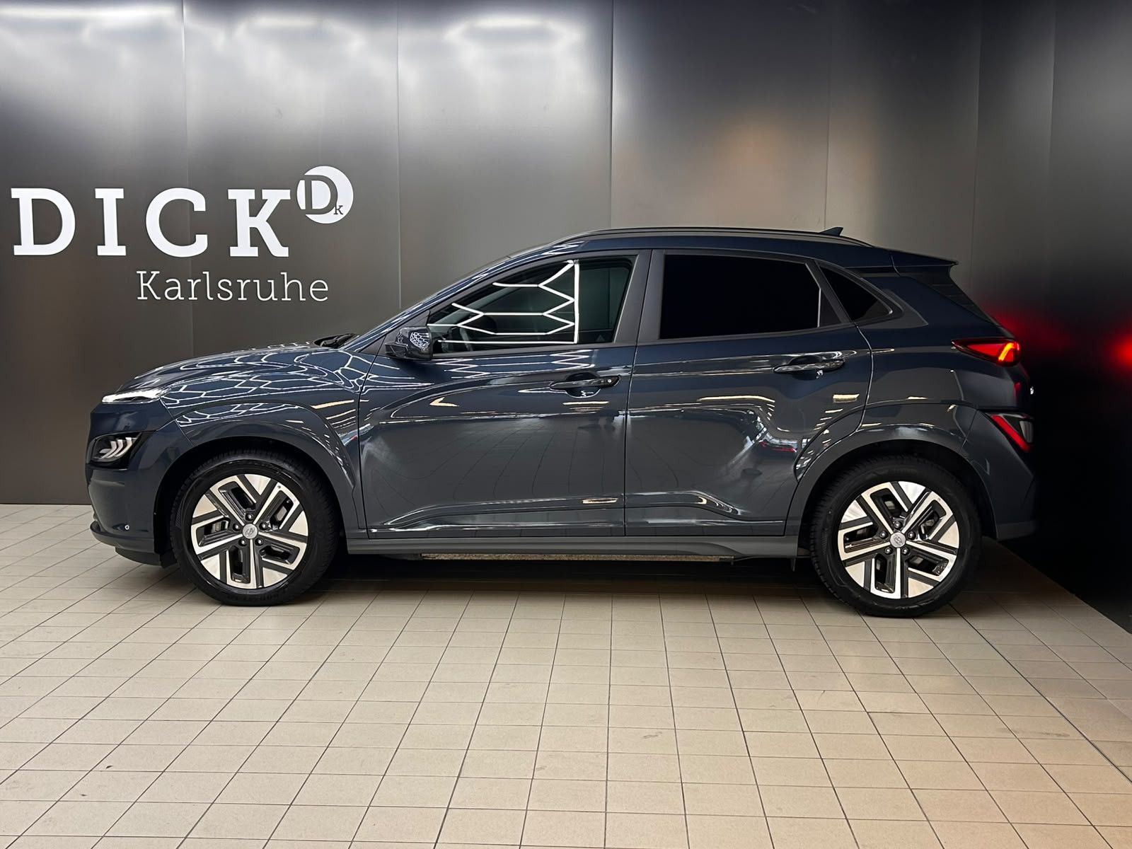 Fahrzeugabbildung Hyundai Kona Elektro Prime LEDER+LED+ACC+HUD+KREL+KAM+WP
