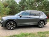 Volkswagen ++8fach/PANO/AHK/MATRIX/wenig KM++