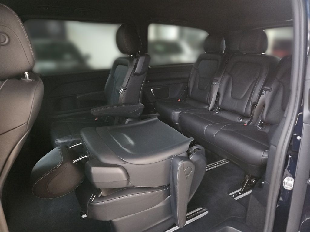 Fahrzeugabbildung Mercedes-Benz V 300 ED lang 4x4 7 Sitze AMG 2,5tAHK Sound STHZ