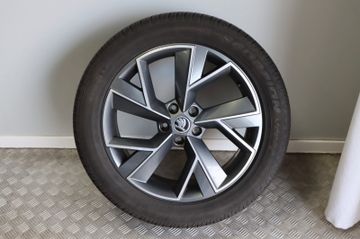 Fahrzeugverkauf 27 Skoda Kodiaq Sportline 4x4 AHK LED Kamera