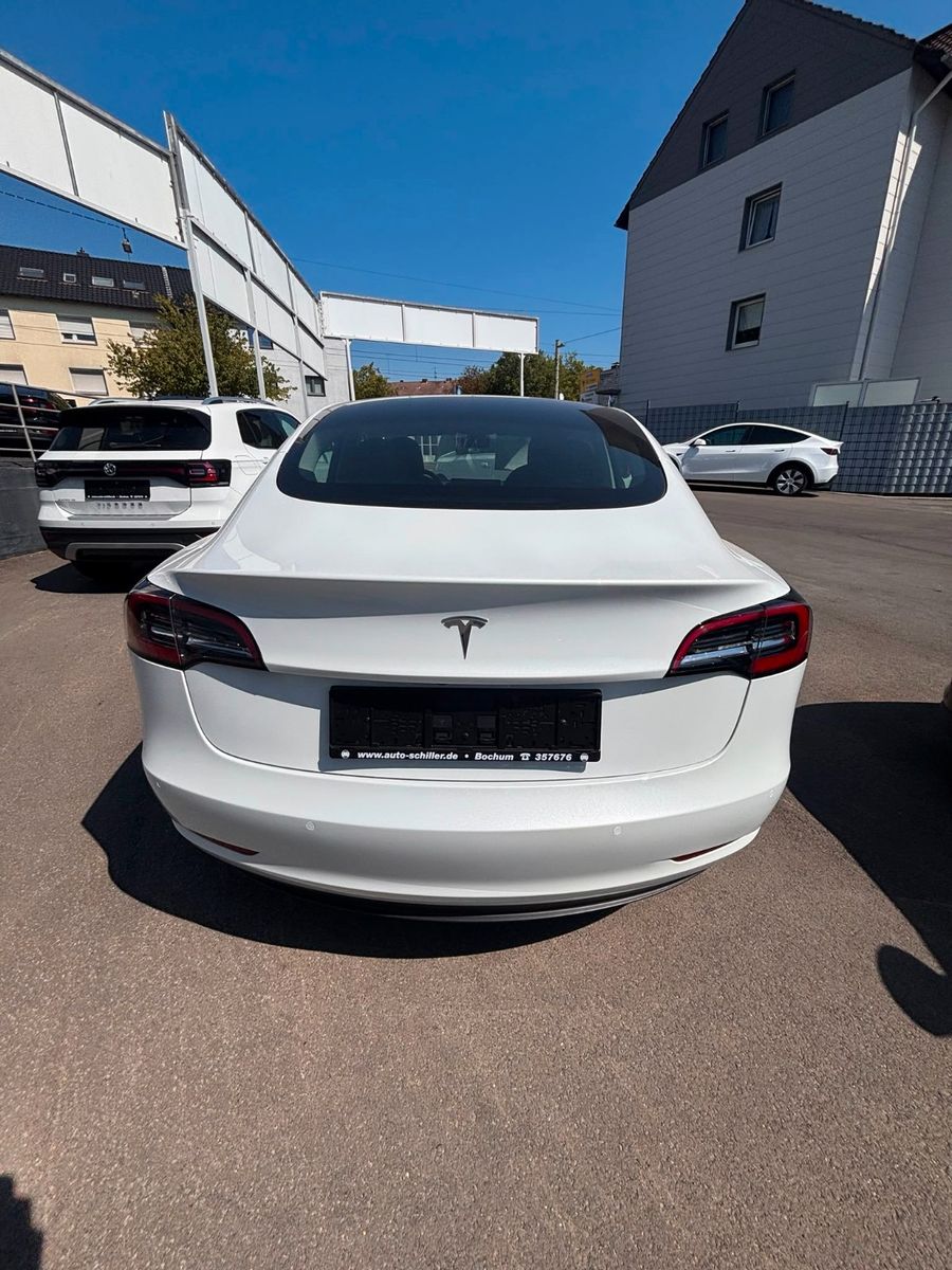 Tesla Model 3 Standard Range Plus RWD foto 9