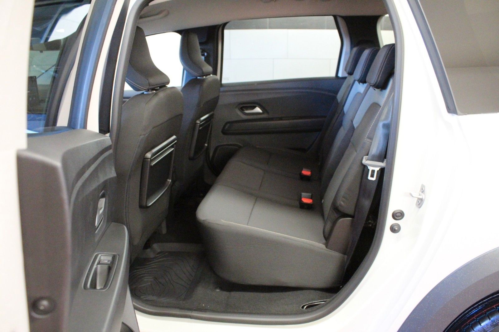 Fahrzeugabbildung Dacia Jogger Hybrid 155 Extreme 5-Sitzer MY 2026